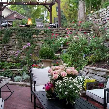 Inn At Rose Hall Eureka Springs Exterior foto
